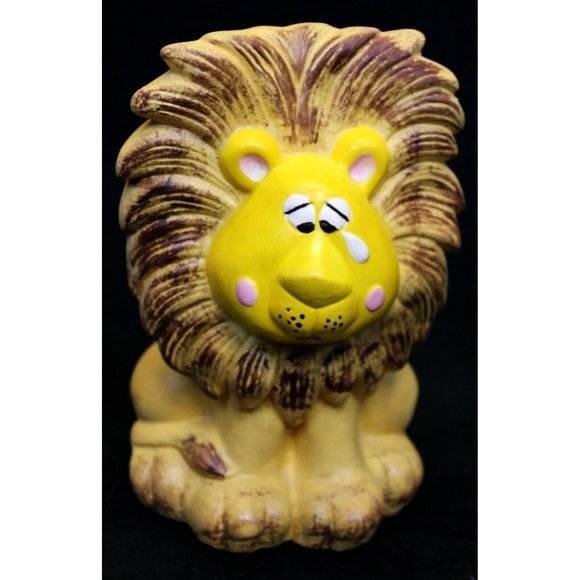 Vtg 70s Ceramic-Chalkware Yellow Sad Crying Lion Figurine Whimsical Statue 6.5" - Picture 1 of 7